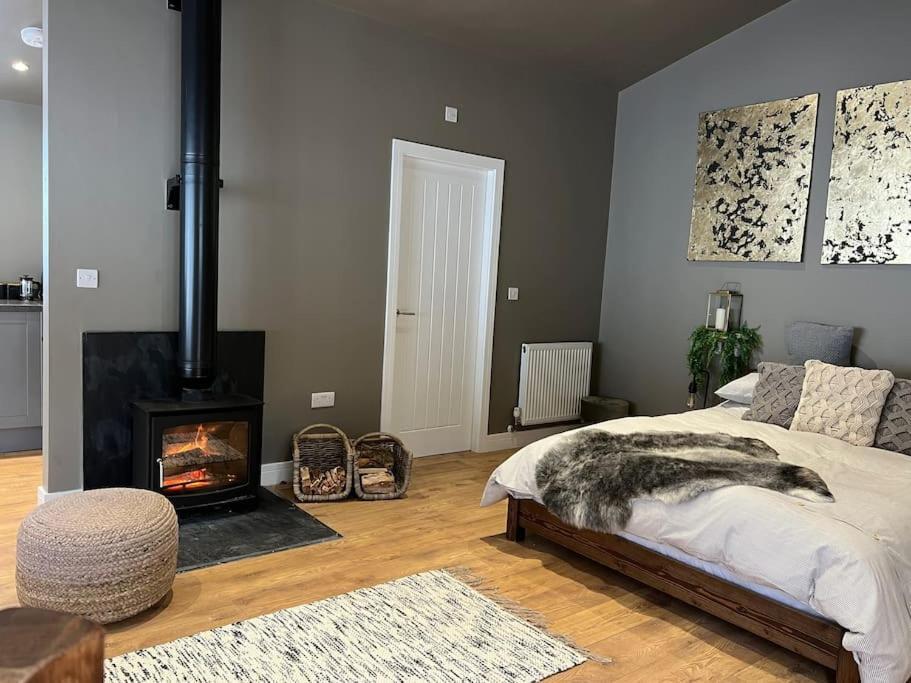 Quirky, Luxury Hideaway Villa Llanbrynmair Exterior photo